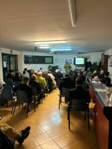 Schöner Abend im Olivenanbaukurs in Ca'Rapillo Spello, für die Präsentation